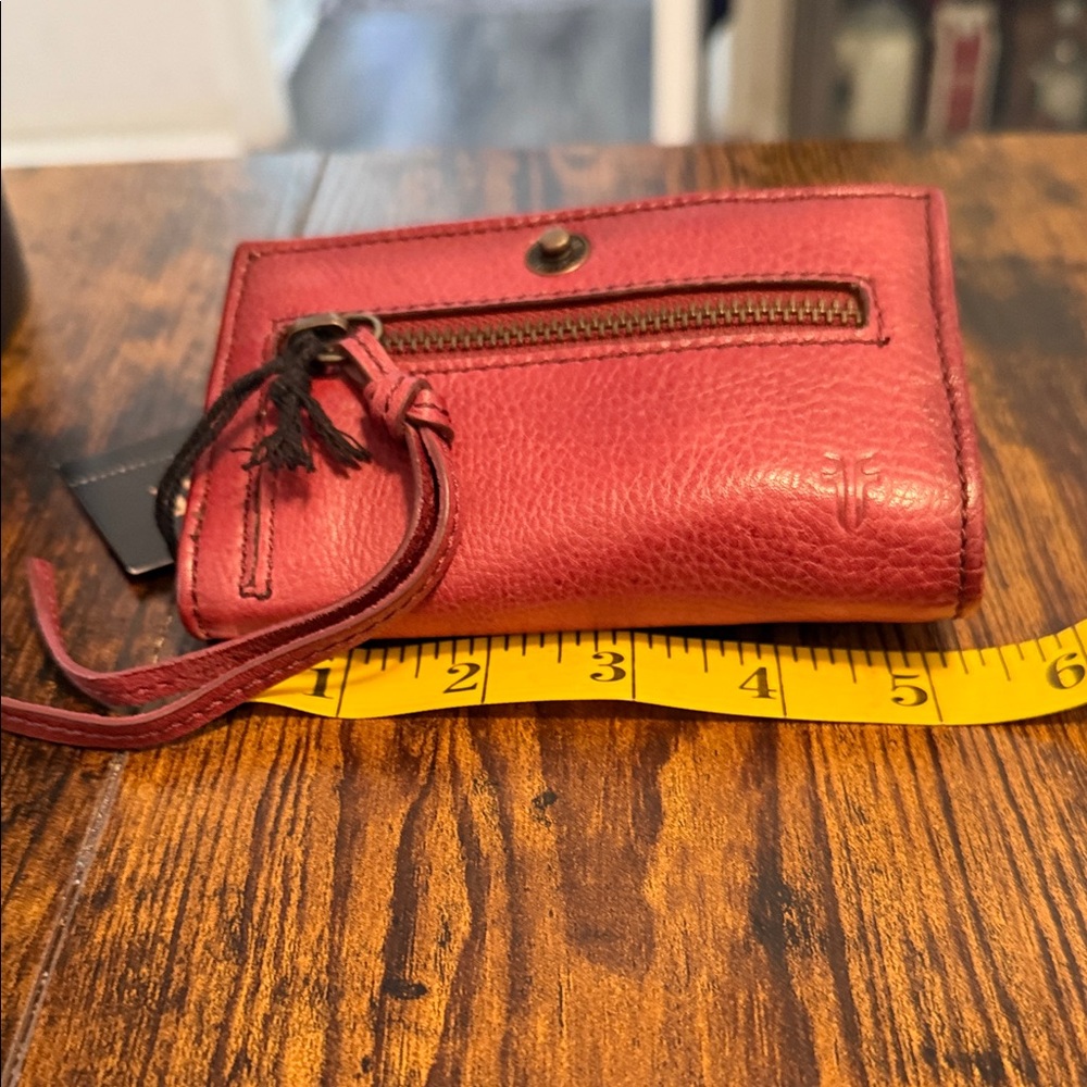 Frye Cherry Leather Wallet.. New! - Picture 5 of 5